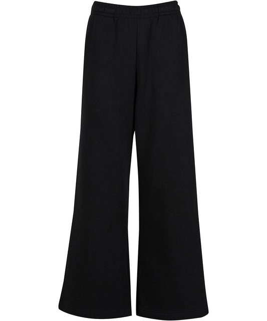 Women’s wide-leg sweatpants